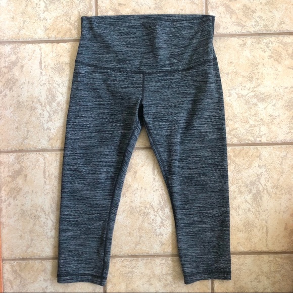 lululemon athletica Pants - Lululemon High Rise Wunder Under Crop 12